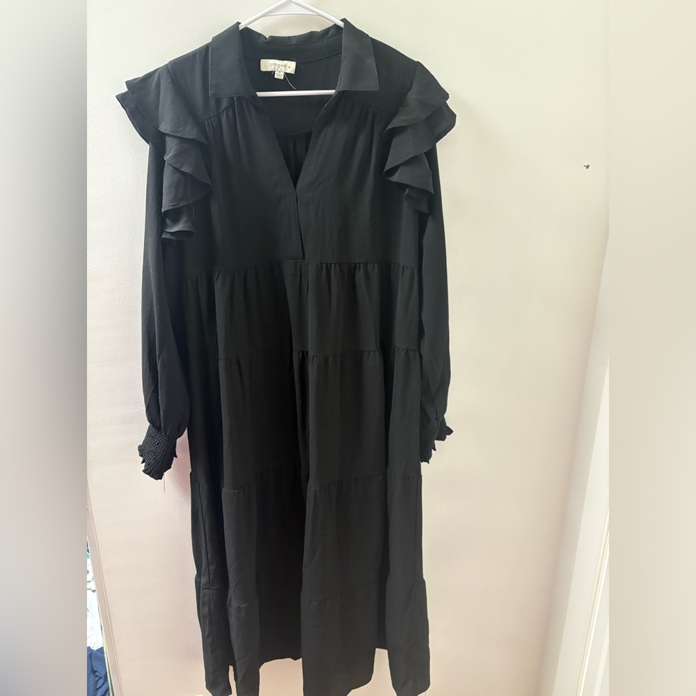 Umgee Black Bishop Sleeve V-Neck Dress